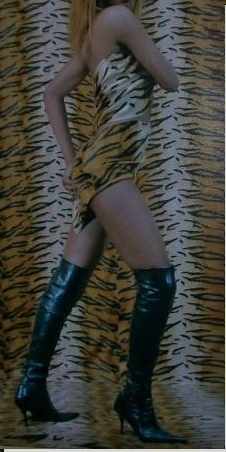 karenne tres jolie escort girl sur paris porte de saint ouen