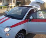 Par.  vend Fiat 500, 1.4L essence, 16v, Sport, 3 portes, blanche avec stickers rouge