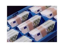 car vos banque refuse de vous donner de credit je suis un particulier qui est disposer a vous donner le credit que vous voulez