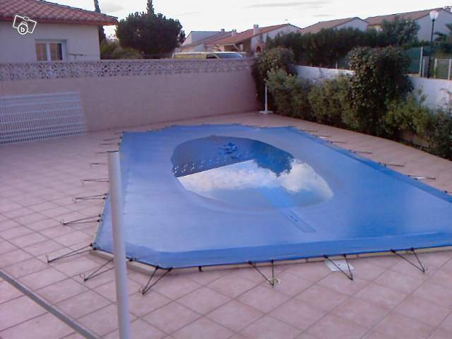 Vend Bache Piscine