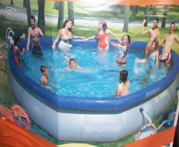 VDS Piscine auto portée dia 5m45 très bon état