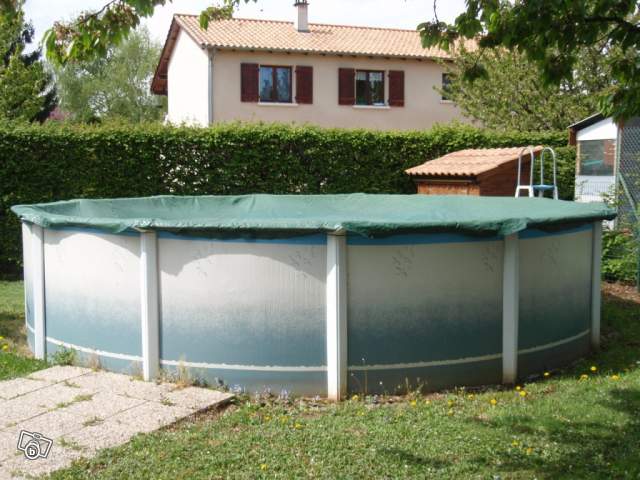 Vend jolie Piscine hors sol