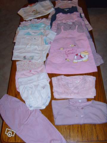  Vends lot de vêtements fille taille 1 mois à 6 ans